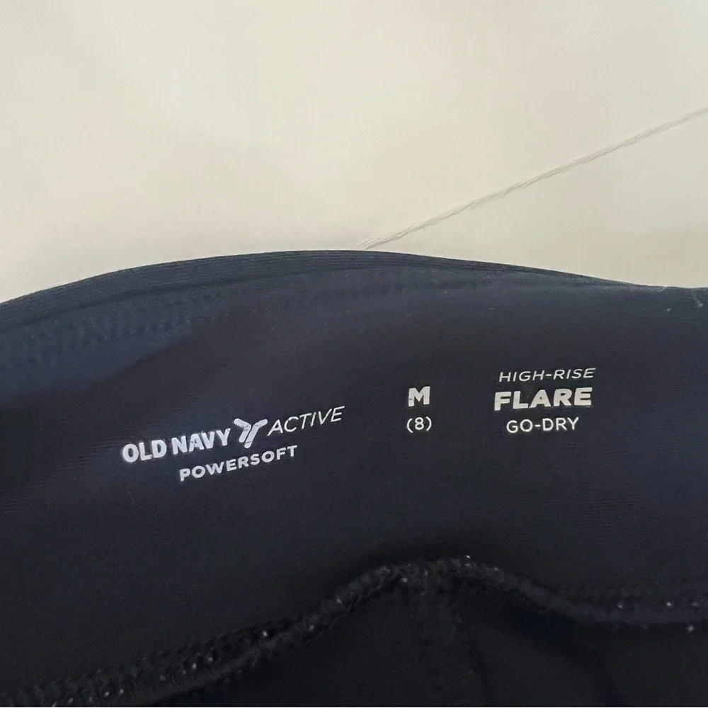 OLD NAVY High-Waisted PowerSoft Flared Split-Hem Performance Leggings Girls 8 M